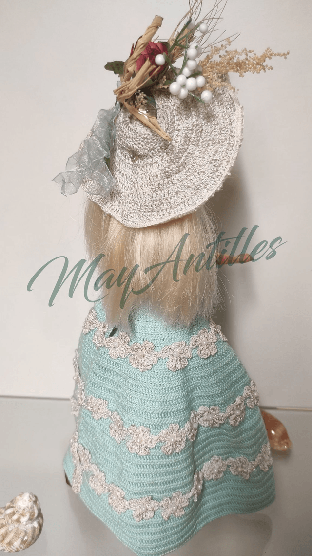 Poupée en robe de princesse au crochet "Vienne"